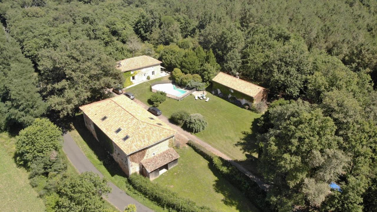 Gite 4 Personnes Situe Aux Portes Du Perigord Saint-Adjutory Exteriér fotografie